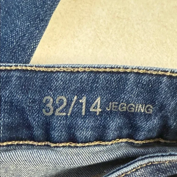 a.n.a Blue Women's Ankle Jeans 🐯 - Picture 3 of 10